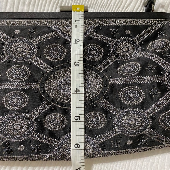 Carolee Beaded Embroidered handbag black & gray - Picture 7 of 7